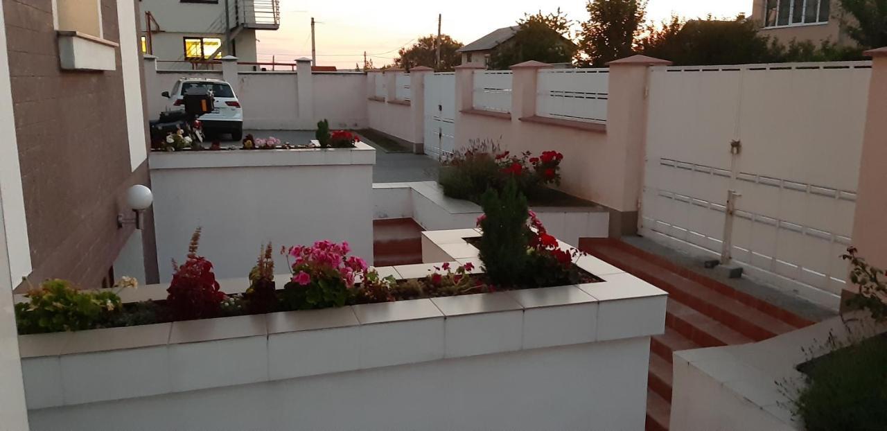 Vila Family Cricova Exterior photo